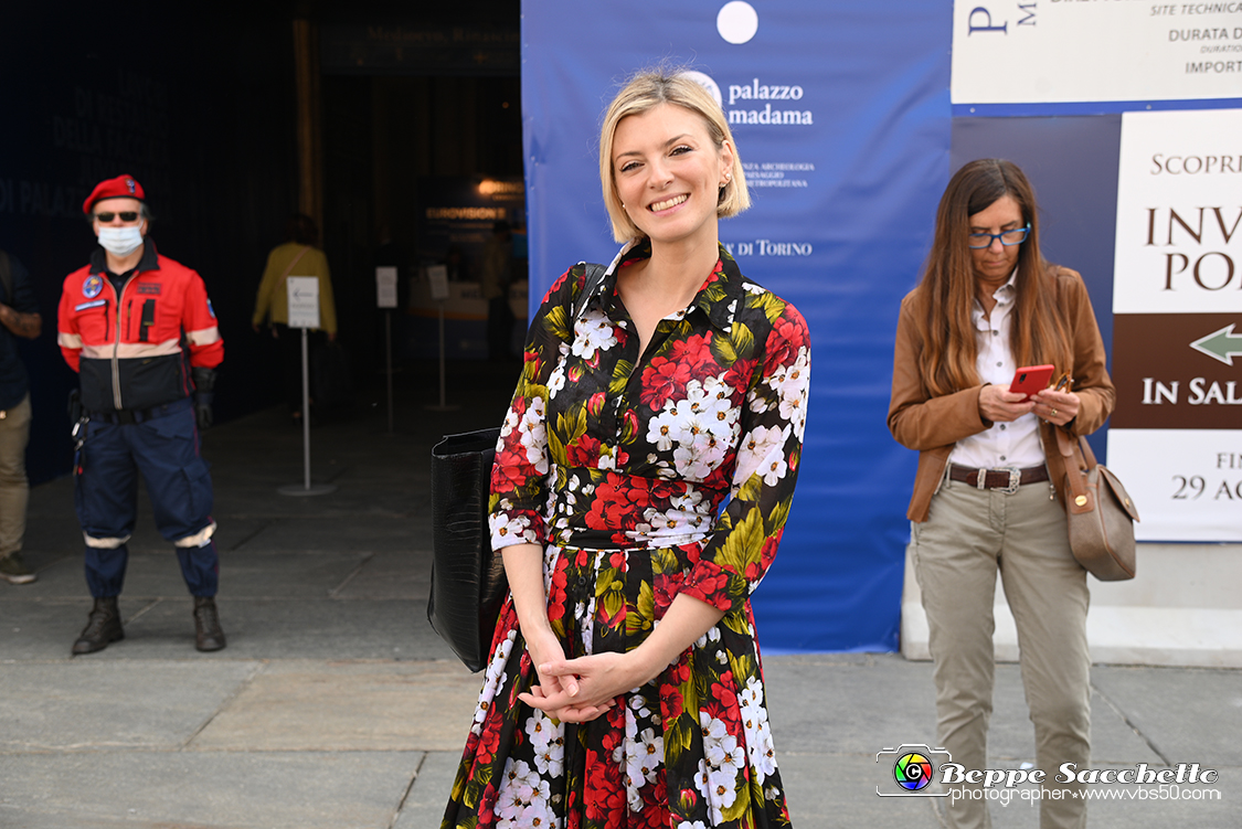 VBS_1595 - Eurovision Media Centre - Fellow, Bandakadabra e Bianco.jpg